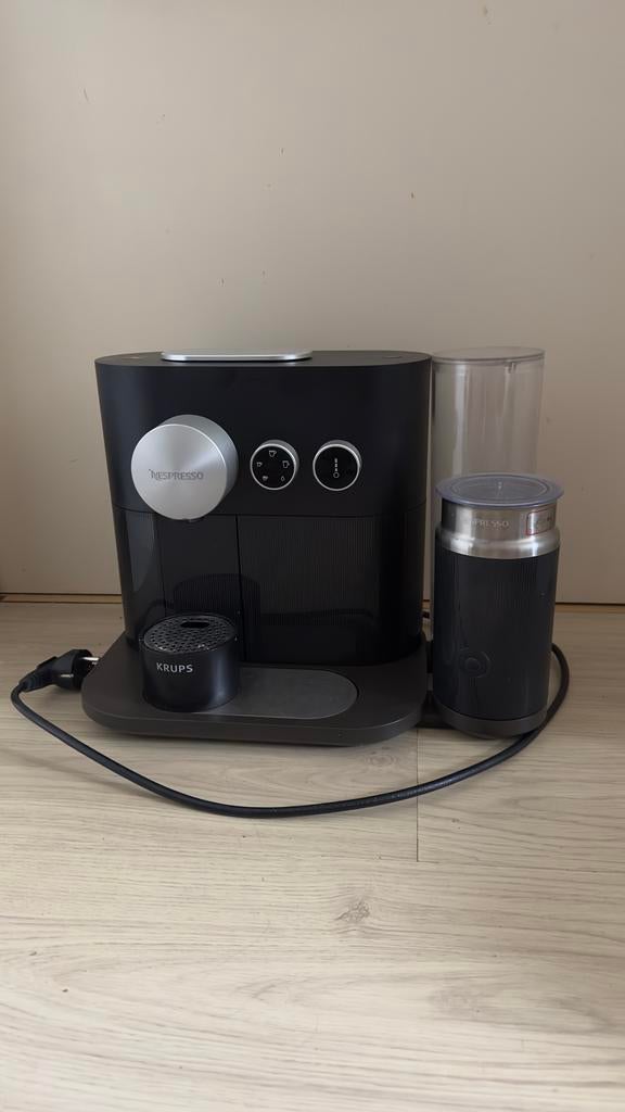 Nespresso Expert koffiemachine met melkopschuimer, Stoompijpje, Koffiepads en cups, Koffiemachine, Ophalen of Verzenden