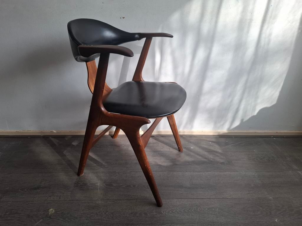 Louis van Teeffelen 'Koehoorn' stoel, Huis en Inrichting, Stoelen, Gebruikt, Eén, Hout, Leer, Zwart, Ophalen