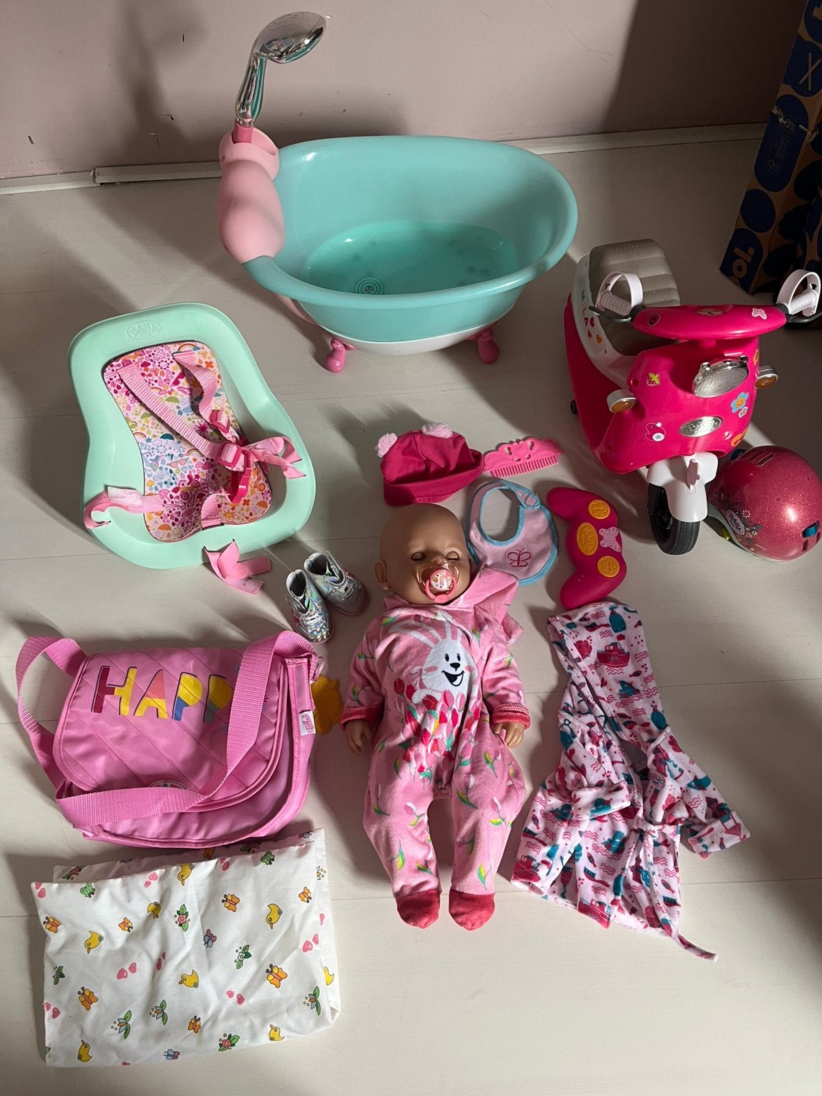 Babyborn Speel set, Ophalen of Verzenden, Zo goed als nieuw, Babypop