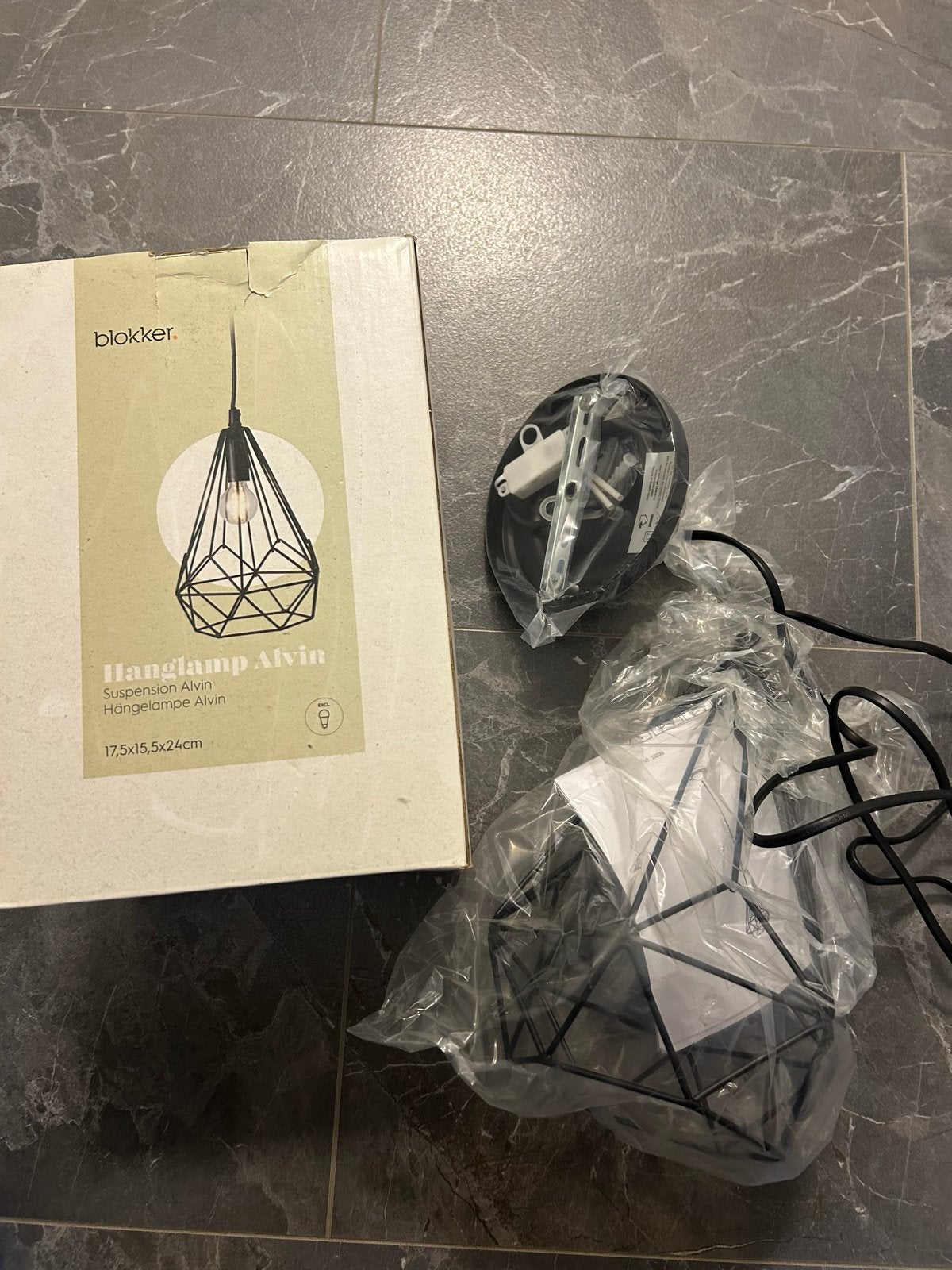 Nieuwe Blokker Hanglamp Alwin - Zwart Metaal Geometrisch, Huis en Inrichting, Lampen | Hanglampen, Nieuw, Metaal, Ophalen of Verzenden