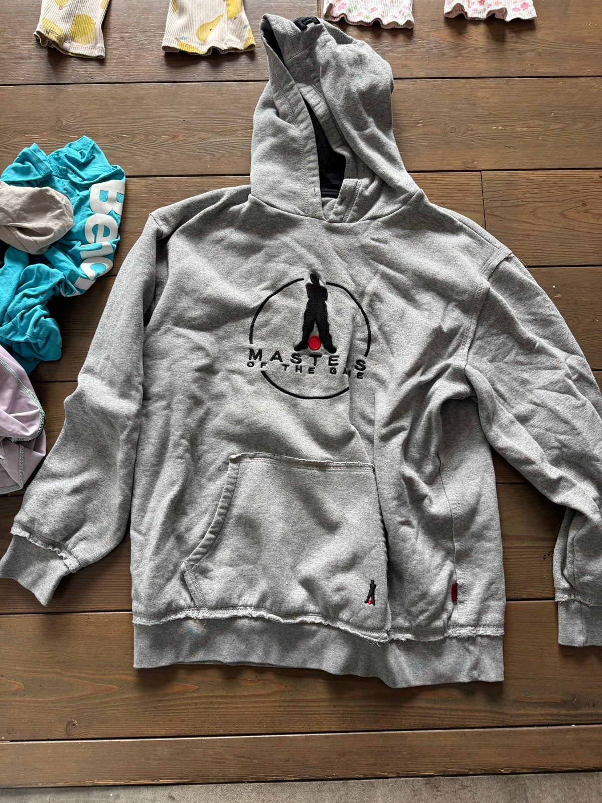 Grijze hoodie met 'Masters of the Game' opdruk, Ophalen of Verzenden, Gedragen, Maat 48/50 (M), Grijs