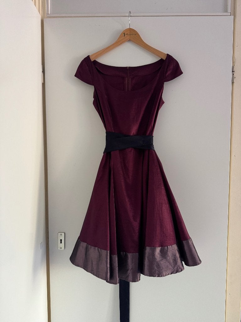 gelegenheidsjurk, Kleding | Dames, Ophalen of Verzenden, Zo goed als nieuw, Maat 36 (S), Boven de knie