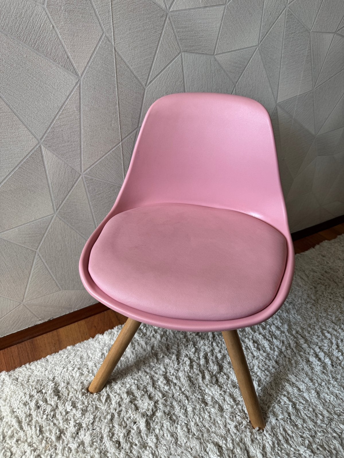 Kinderstoel NOUS, Huis en Inrichting, Stoelen, Ophalen, Zo goed als nieuw, Overige kleuren, Eén