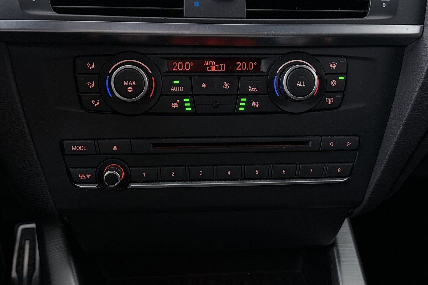 Foto 18 van BMW X3 XDrive35i High Executive (STOELVERWARMING, GROOT-NAVI