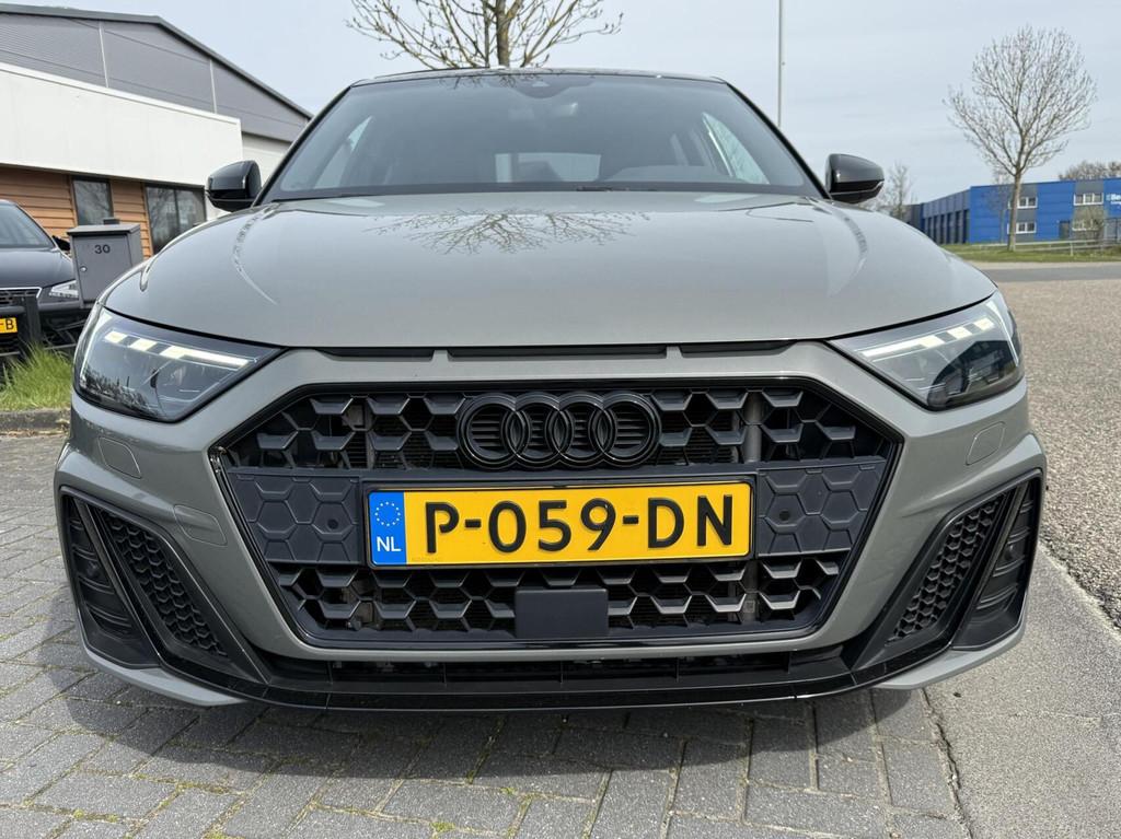 Audi A1 Sportback 30 TFSI S Line edition one UNIEK EXEMPLAAR, Auto's, Met garantie (alle), 116 pk, Bedrijf, 1100 kg