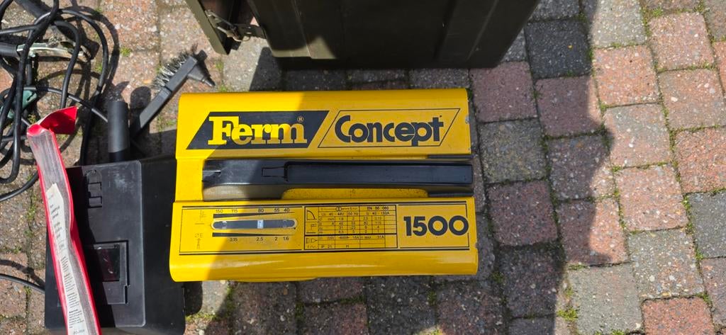 FERM CONCEPT 1500 Lasapparaat - Gebruikt, Ophalen of Verzenden, Gebruikt, Minder dan 150 ampère, Elektroden