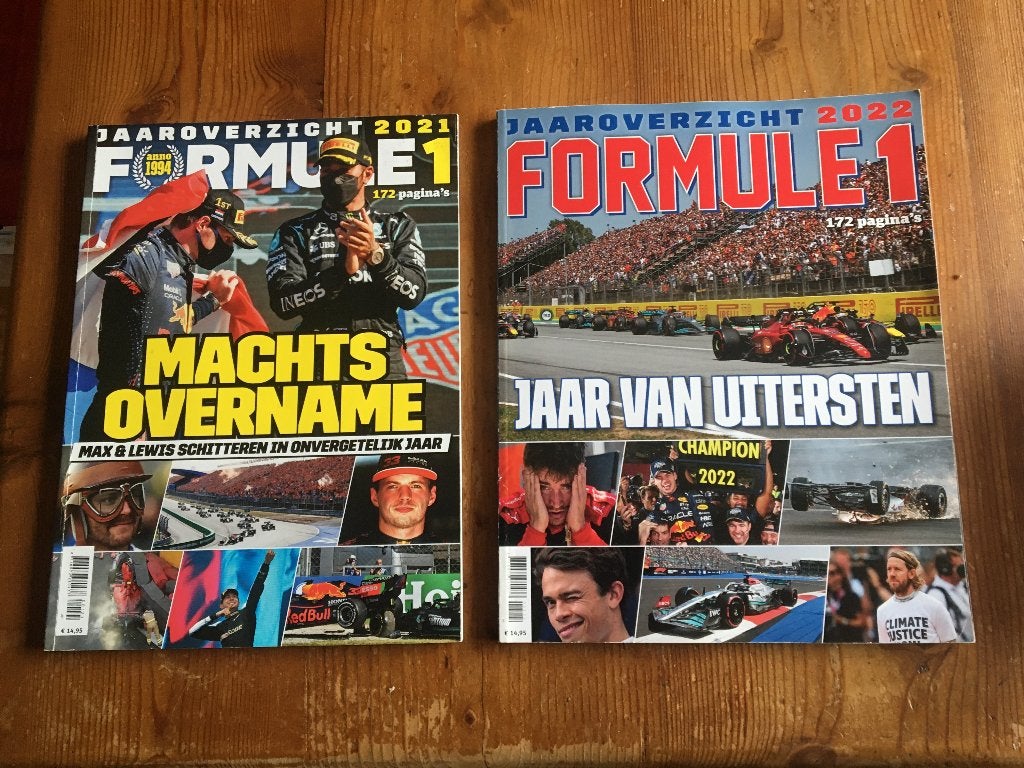 sportboeken- Formule 1 jaaroverzichten 2021 en 2022, Boeken, Ophalen of Verzenden, Zo goed als nieuw, Behendigheidssport