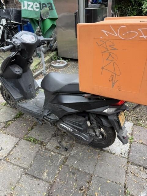 bezorg scooters, Fietsen en Brommers, Ophalen, Overige modellen, Maximaal 45 km/u, Zo goed als nieuw
