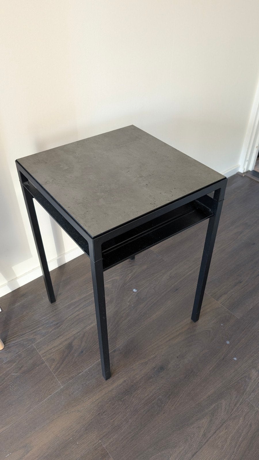Ikea Nachtkastje/Bijzettafel met Opbergvak - Grijs/Zwart, Ophalen