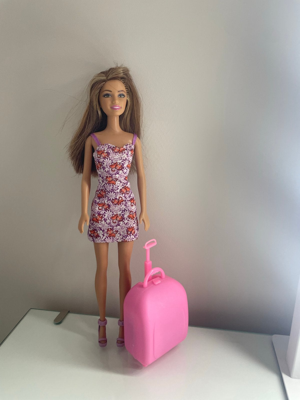 Barbie met koffer en extra kleding, Ophalen, Gebruikt, Barbie