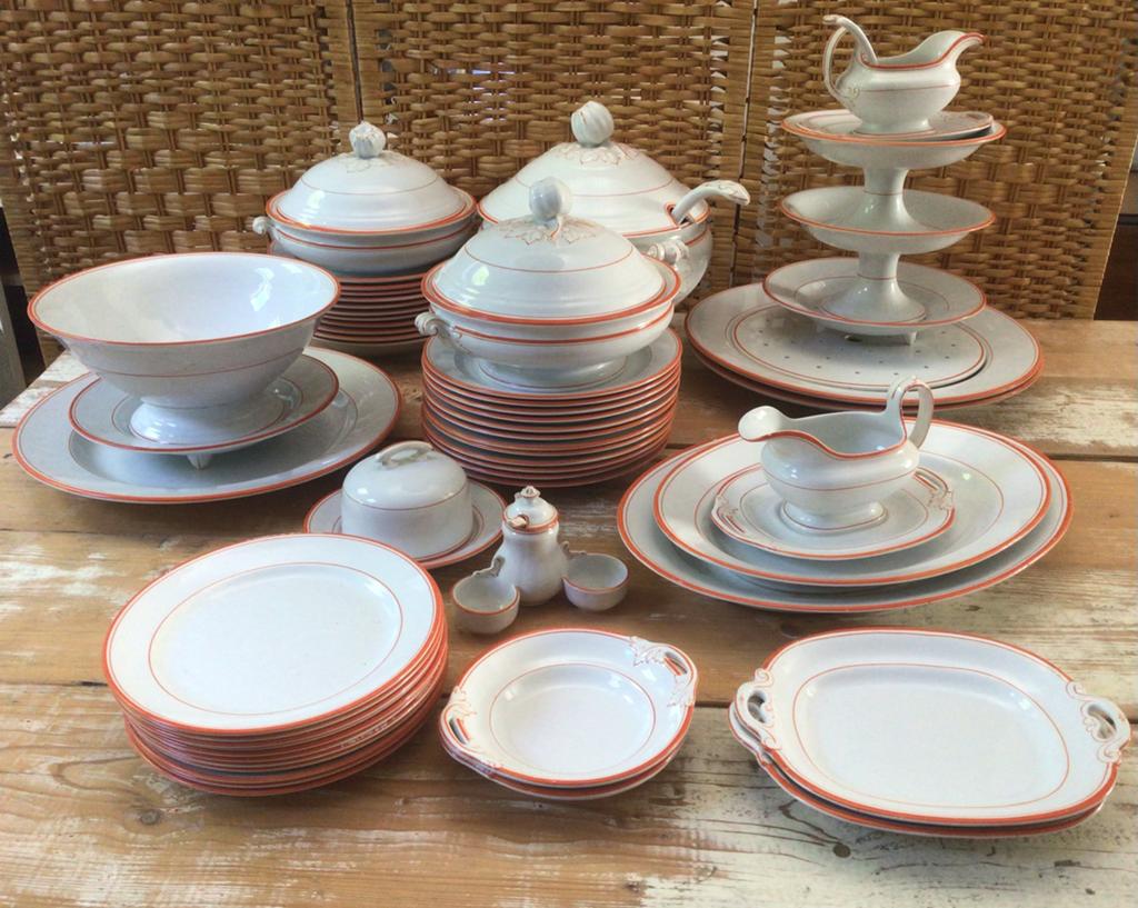 Compleet servies met oranje bies, Regout Maastricht, 1880, Antiek en Kunst, Ophalen
