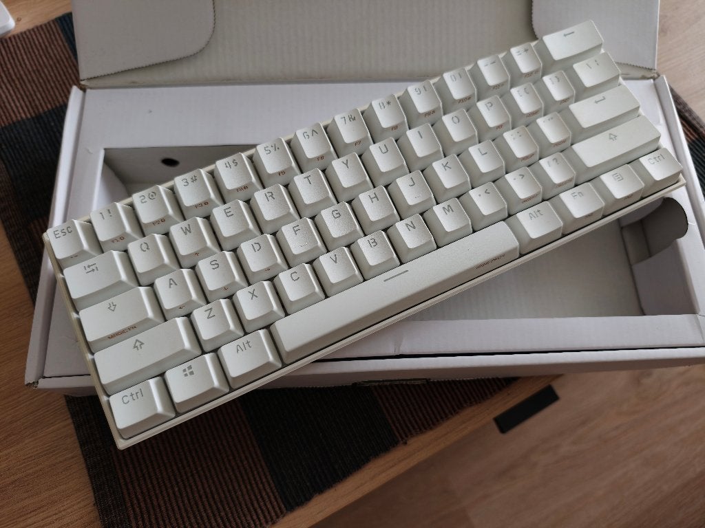 Anne Pro 2 (Draadloos gaming keyboard), Ophalen, Oplaadbaar, Draadloos, Qwerty