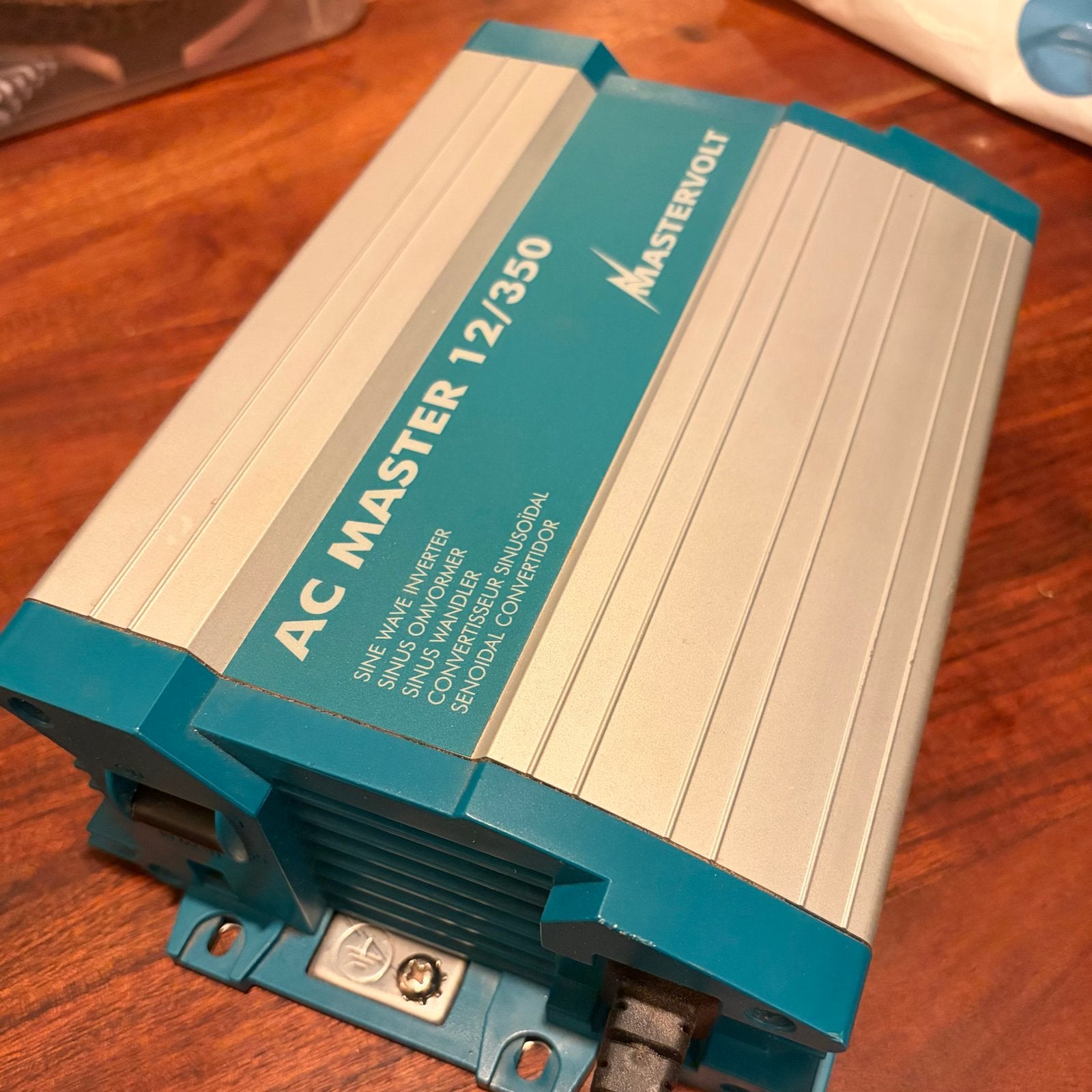 Mastervolt AC Master 12/350 Sinus Omvormer, Ophalen of Verzenden, Zo goed als nieuw, Overige typen