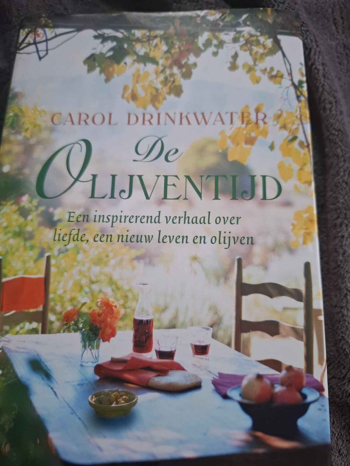 Gratis: De Olijventijd - Carol Drinkwater, Ophalen of Verzenden, Gelezen, Carol Drinkwater, Europa overig