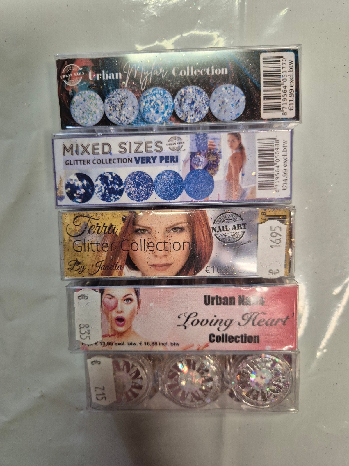 Nieuw Urban Nails 5x glitter collectie pakket 6, Overige kleuren, Nieuw, Ophalen of Verzenden, Handen en Nagels