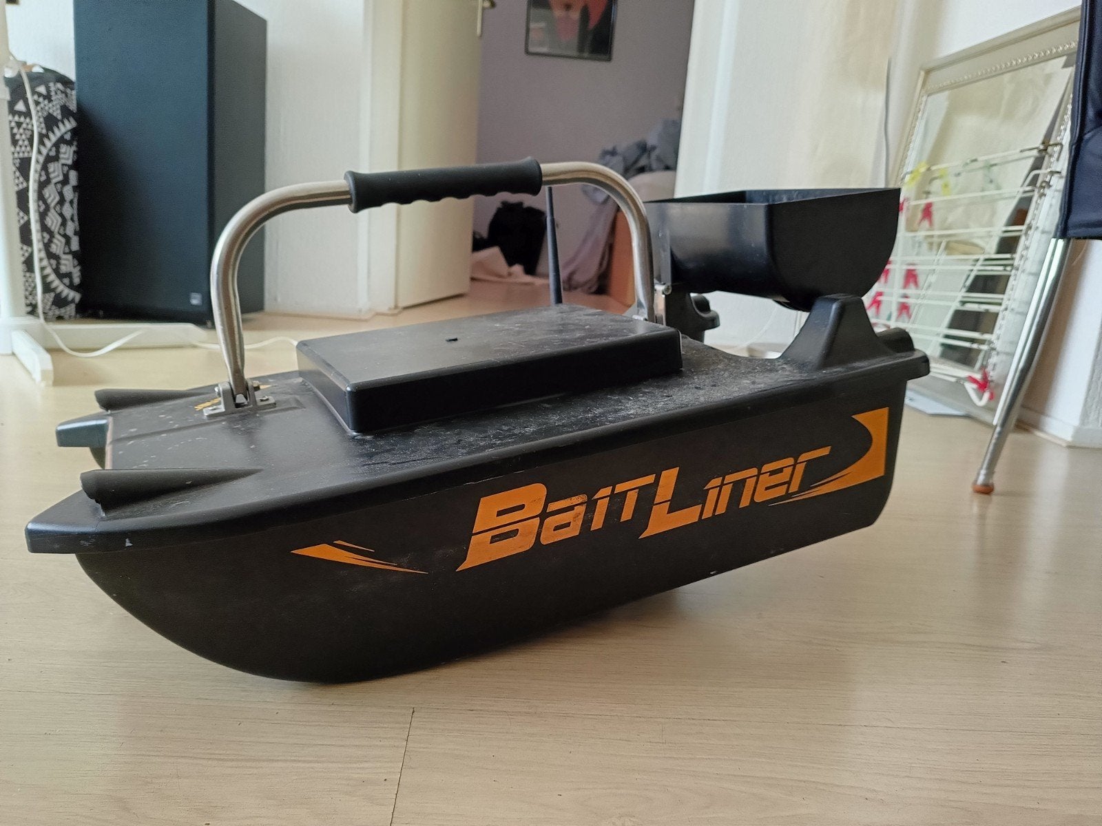 Baitliner voerboot plus 2 extra accus, Watersport en Boten, Ophalen of Verzenden, Gebruikt, Overige typen