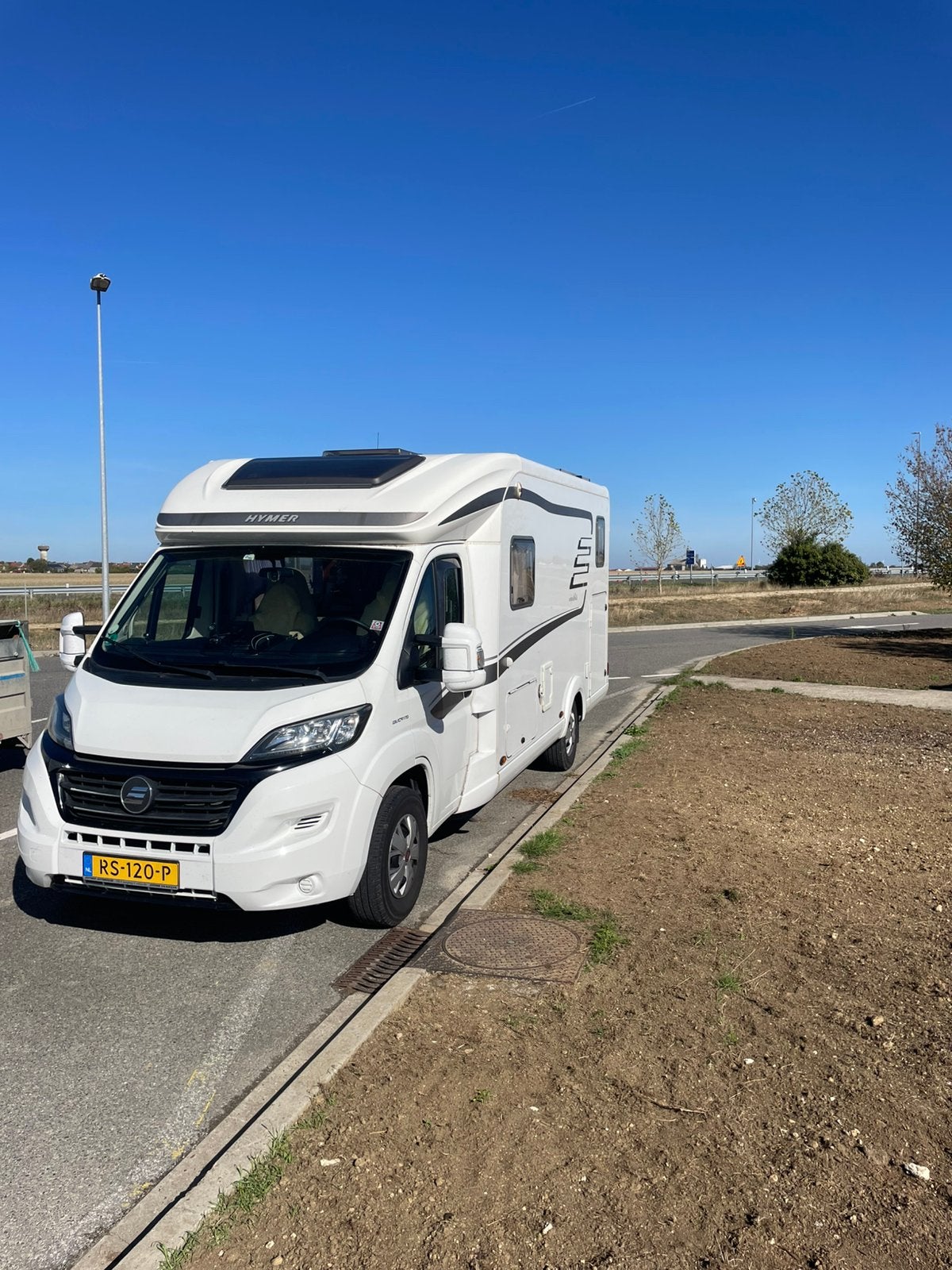 Te koop Hymer T 578 CL   2018  van eerste eigenaar, Caravans en Kamperen, 7 tot 8 meter, Particulier, Hymer, Half-integraal