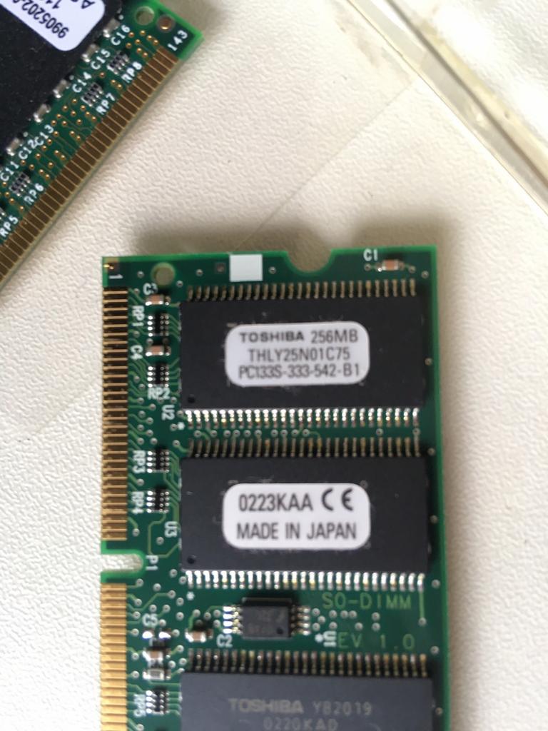 Pc133 pentium 3 geheugen, Computers en Software, 1 GB of minder, Overige soorten, Ophalen of Verzenden, Zo goed als nieuw