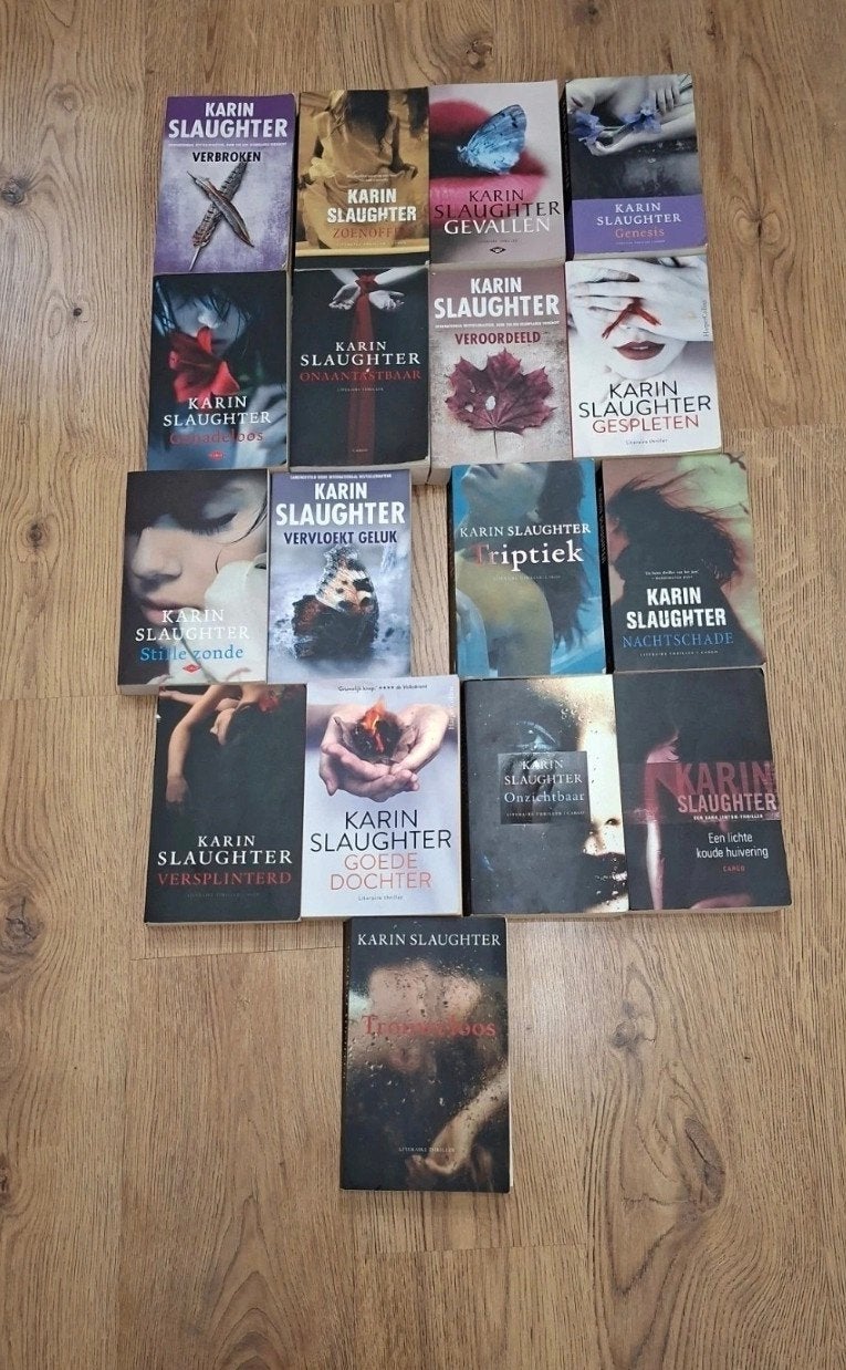 Karin Slaughter Boekenpakket - Diverse Thrillers, Ophalen of Verzenden, Gelezen, Karin Slaughter, Nederland