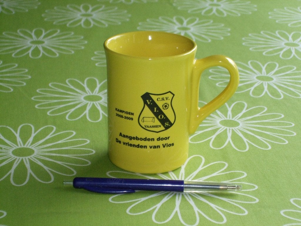 V.I.O.S. Vaassen kampioen 2008-2009 mok, Ophalen of Verzenden, Zo goed als nieuw, Overige binnenlandse clubs, Overige typen