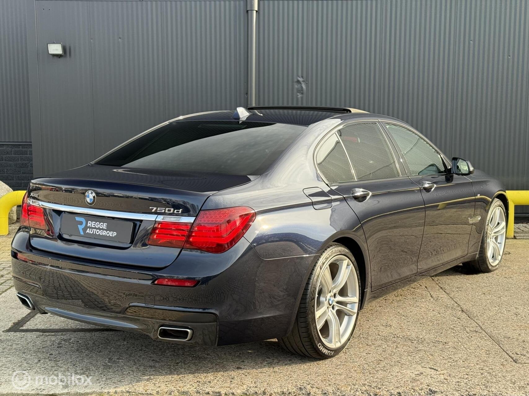 BMW 7-serie 750d xDrive Individual Edition M-PAKKET, Auto's, Automaat, Gebruikt, Euro 6, 2993 cc