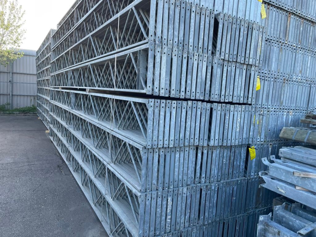 Traliespanten | Lengte= 6.320 mm | Hoogte= 360 mm, Doe-het-zelf en Verbouw, Metalen, Ophalen, Gebruikt, IJzer