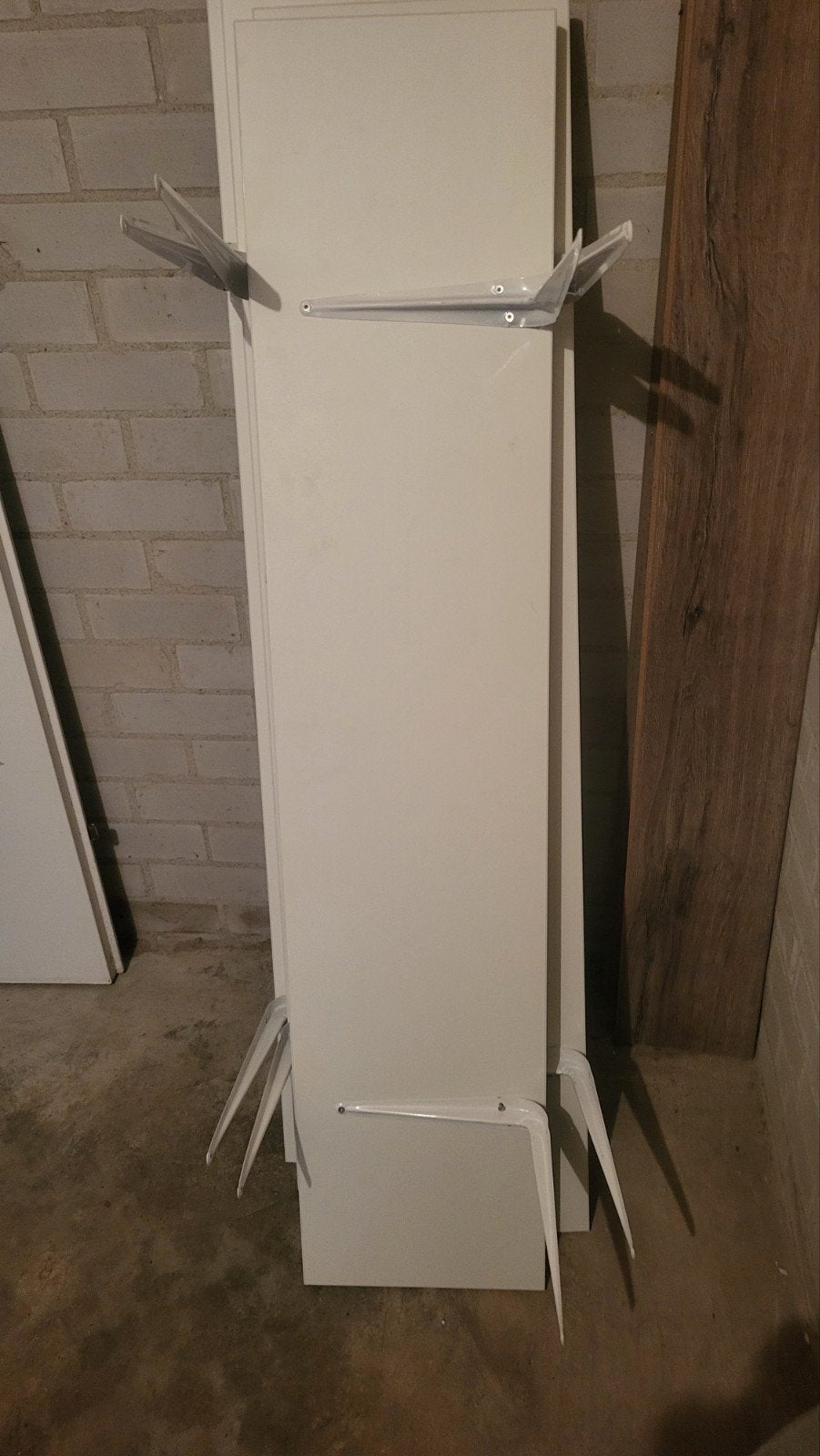 3 witte boekenplanken 140x25cm incl. dragers, Huis en Inrichting, Ophalen, Met plank(en), Gebruikt, 100 tot 150 cm