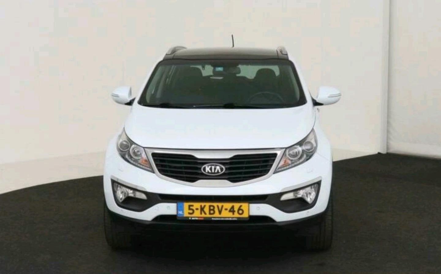 Kia Sportage 2013 Wit APK Pano, Auto's, 1998 cc, Zwart, 4 cilinders, 75 €/maand