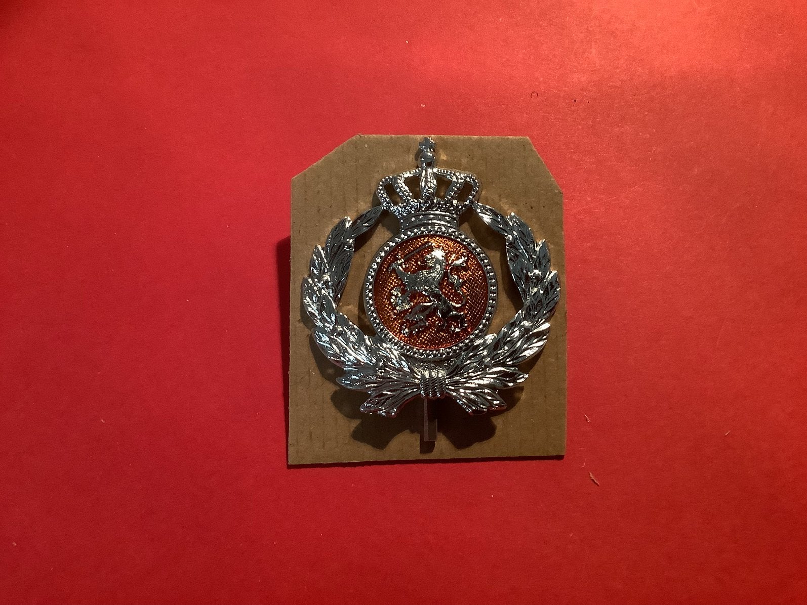 Oude Pet embleem van de Kmar, Ophalen of Verzenden, Landmacht, Nederland, Embleem of Badge
