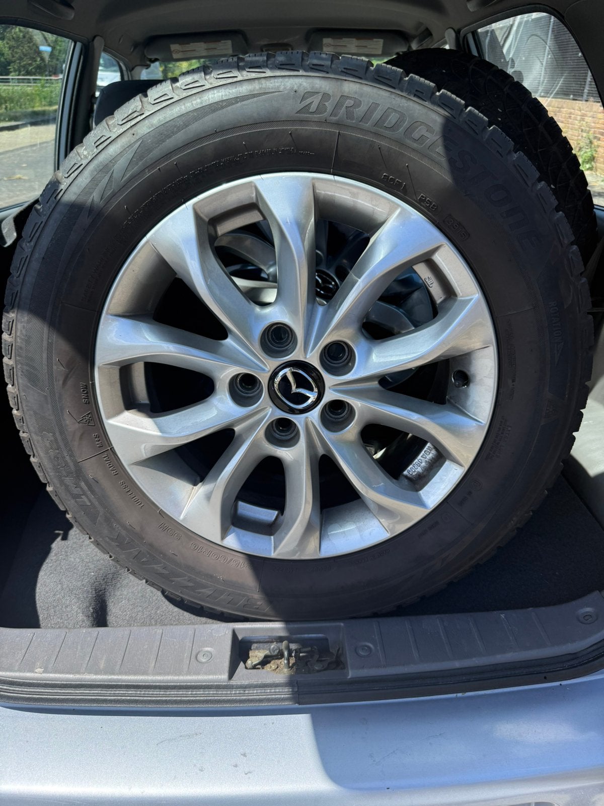 Bridgestone Winterbanden velgenset mazda cx-3, Auto-onderdelen, Banden en Velgen, Banden en Velgen, 17 inch, 225 mm, Winterbanden