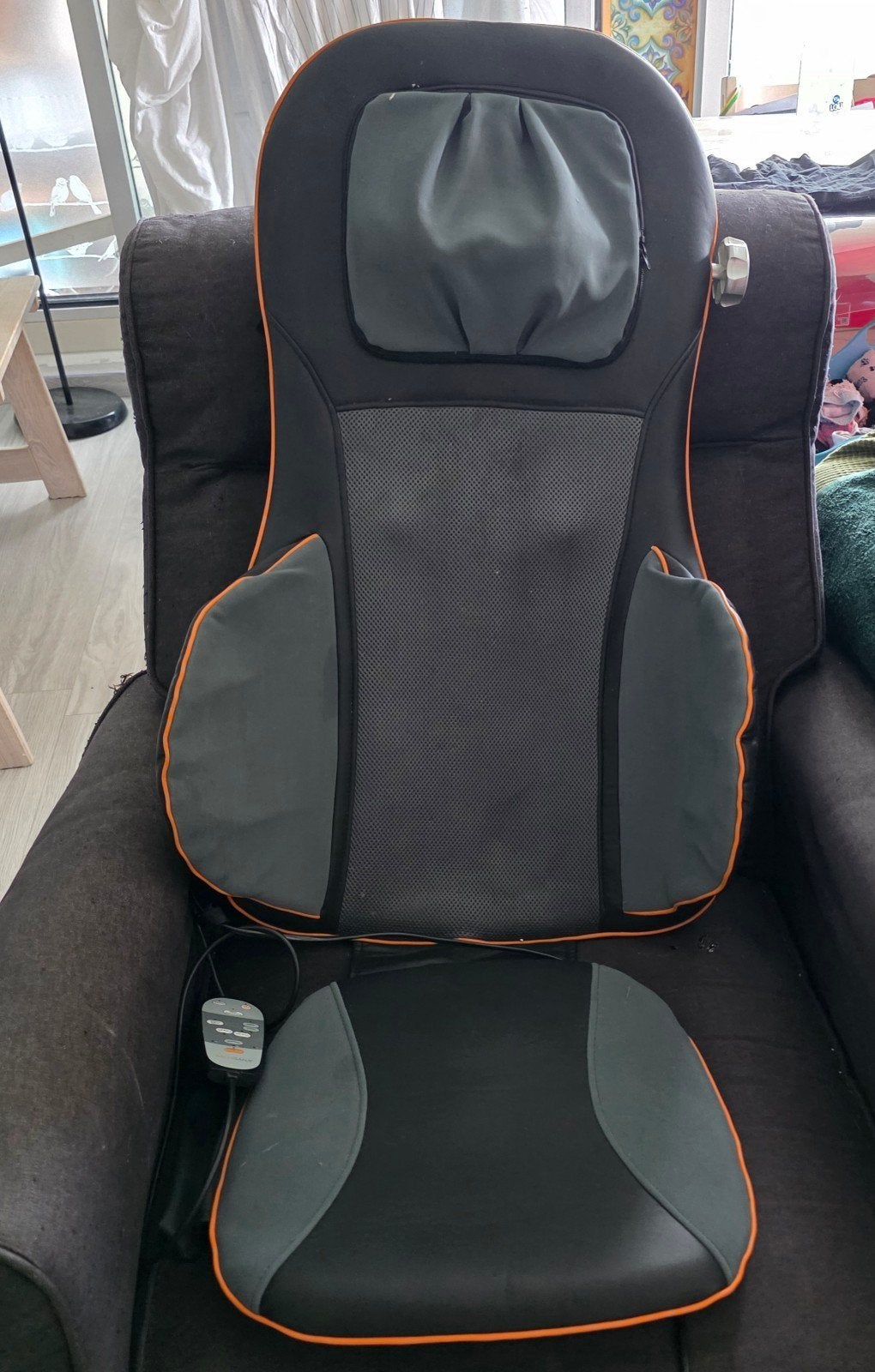 Medisana Massage Cushion, Ophalen, Zo goed als nieuw, Apparaat