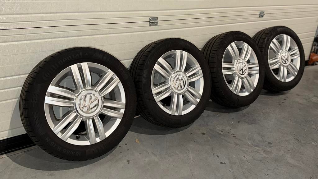 VW Up! Radial 15 inch velgen zomerbanden 185/55 R15, Auto-onderdelen, Banden en Velgen, Ophalen, Gebruikt, 15 inch, Banden en Velgen