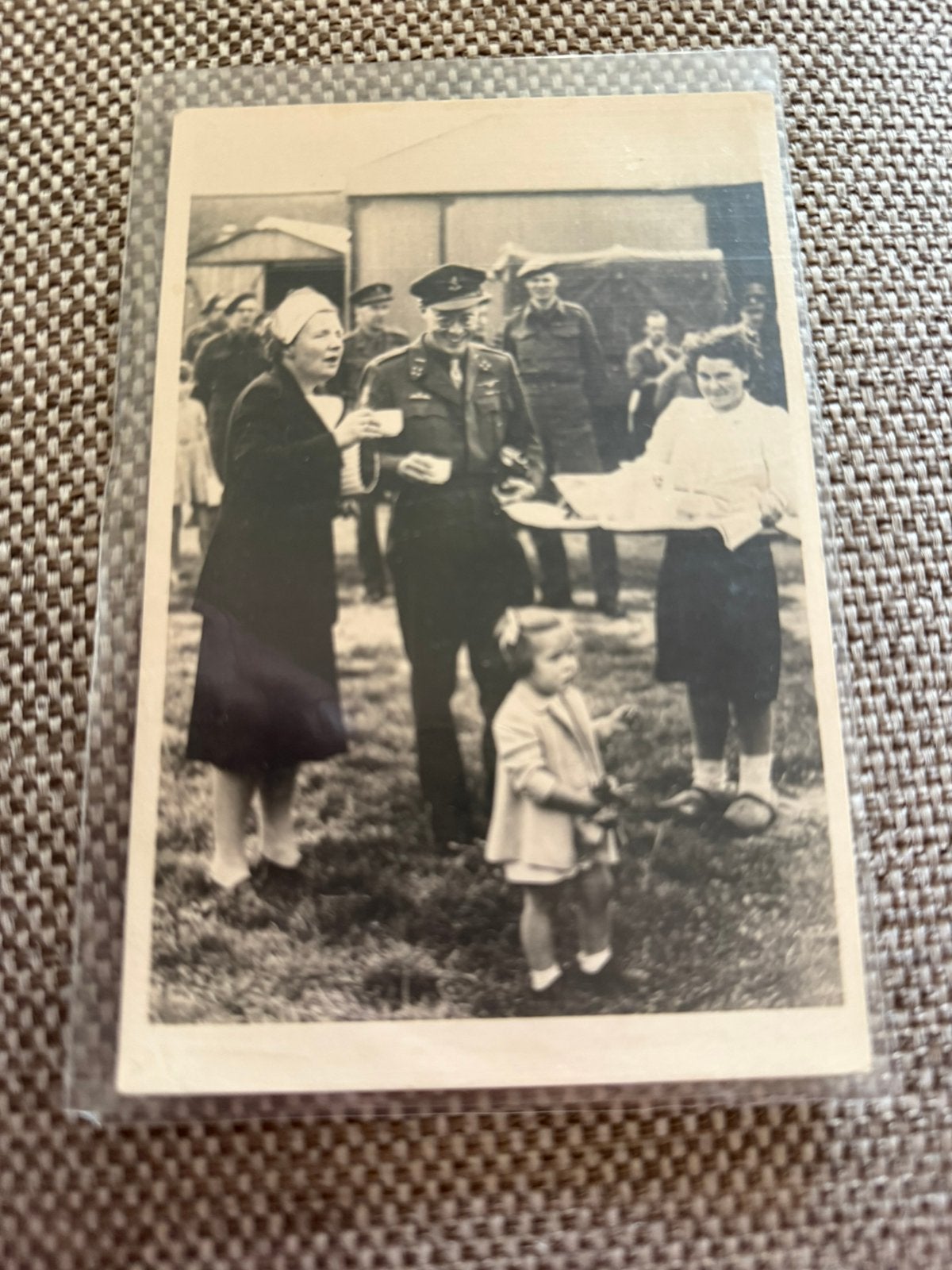 Teuge aankomst Prinselijk gezin Teuge, Verzamelen, Ophalen of Verzenden, Zo goed als nieuw, Kaart, Foto of Prent