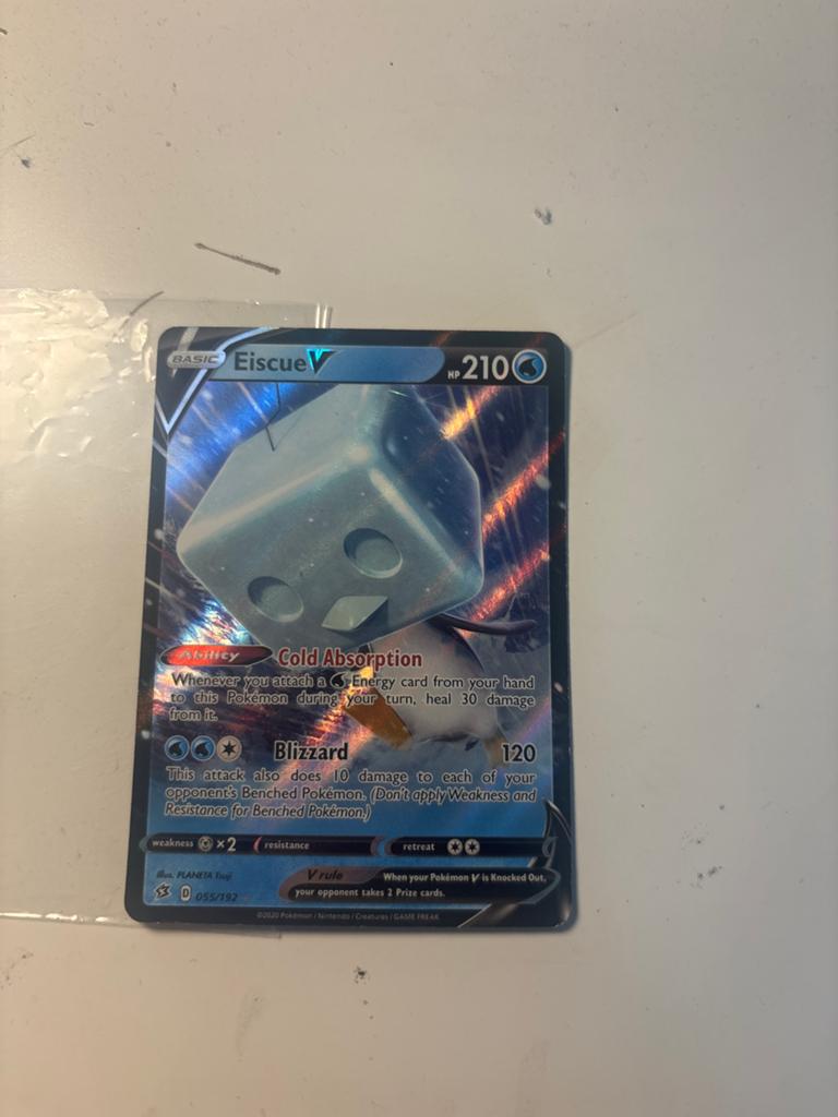 Eiscue V Pokémon Kaart - Basic V 055/192, Ophalen of Verzenden, Zo goed als nieuw, Losse kaart, Foil