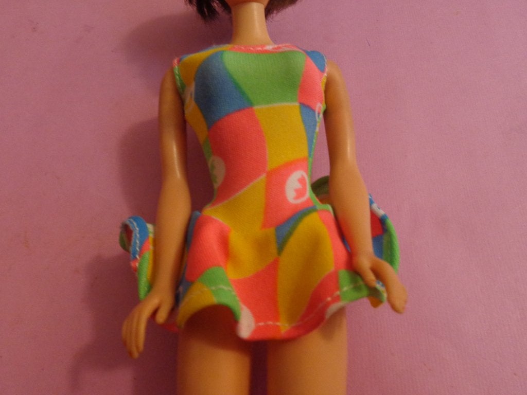 Barbie vintage Badpak Color magic Style !! jaren 90, Ophalen of Verzenden, Gebruikt, Kleertjes