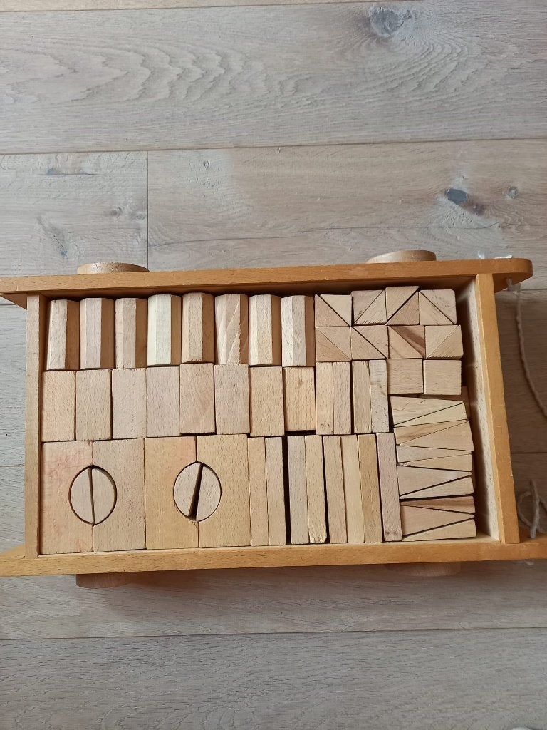 Houten speelgoed blokkenkar 166-delig in goede staat, Ophalen, Gebruikt, Overige typen