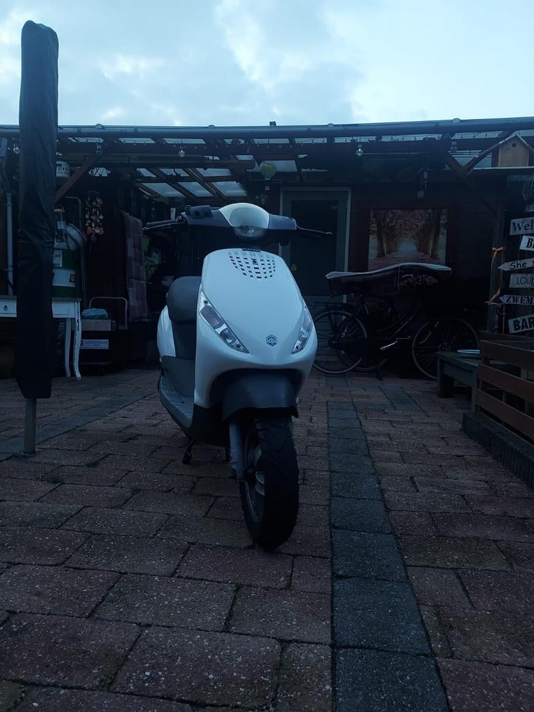 Piaggio Zip 70cc 2000, Ophalen, Zo goed als nieuw, Tweetakt