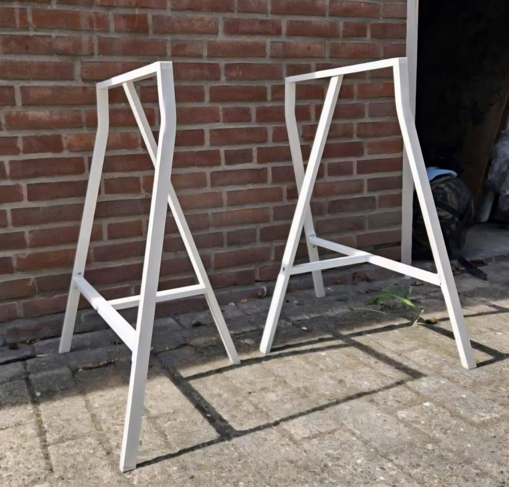 2 witte metalen schragen - Meppel, Tafelpoot, Gebruikt, Ophalen of Verzenden, Metaal