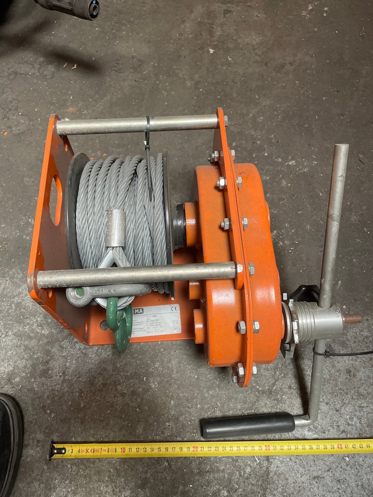 REMA TL-1000 Handlier met staalkabel - 1000 kg capaciteit, Ophalen, Zo goed als nieuw, Handmatig