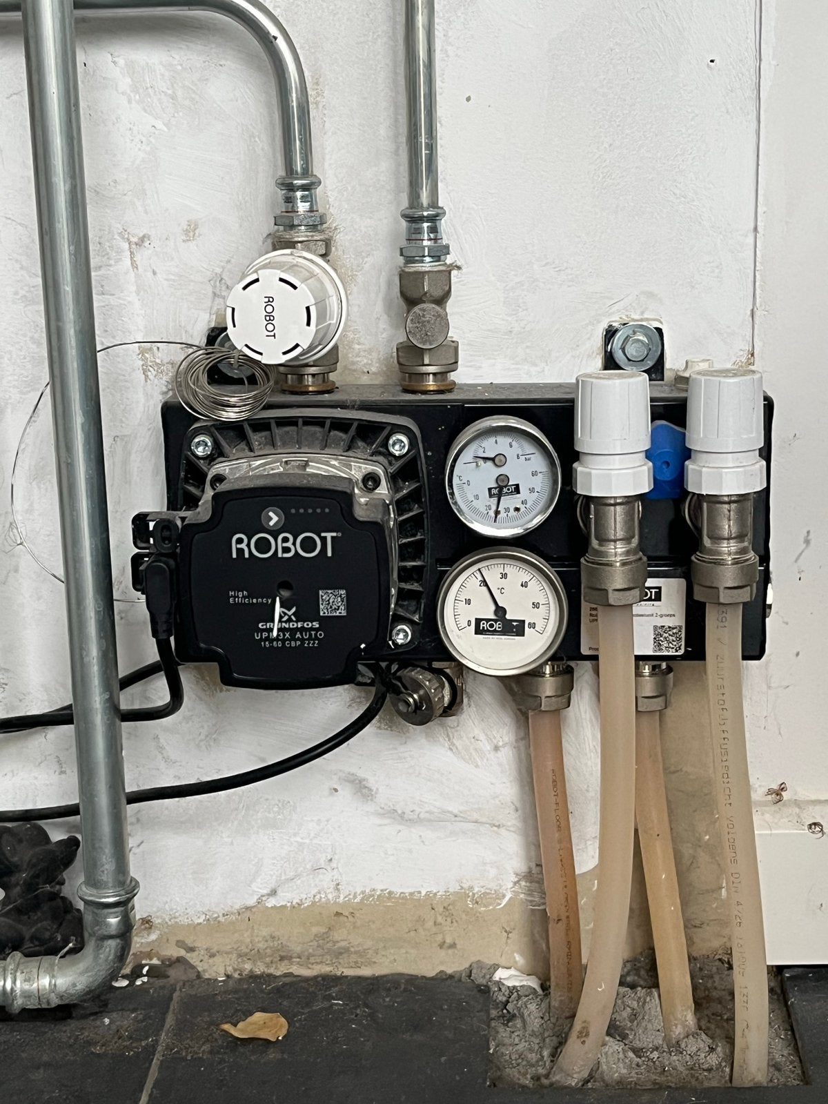 Robot verdelerunit met Grundfos UPM3 AUTO pomp, Doe-het-zelf en Verbouw, 30 tot 80 cm, Gebruikt, Overige typen, Minder dan 60 cm