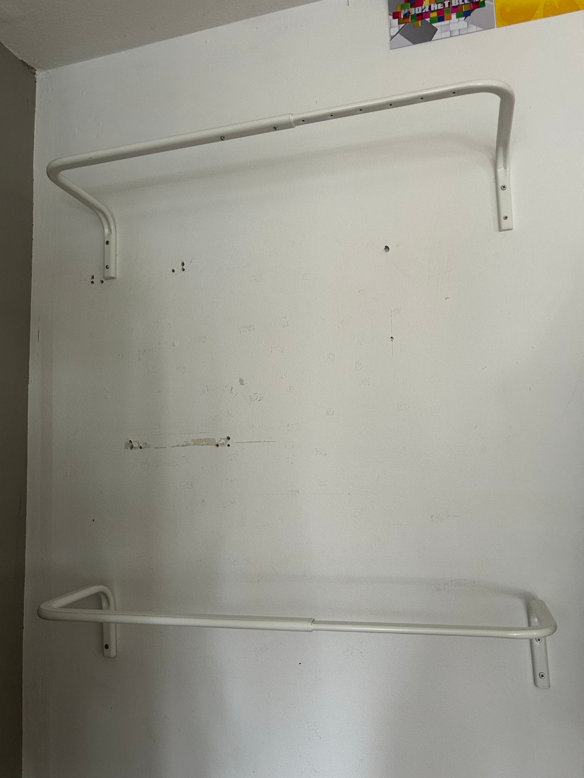 Witte wandkapstokken (2 stuks), Gebruikt, Minder dan 100 cm, Metaal, Ophalen