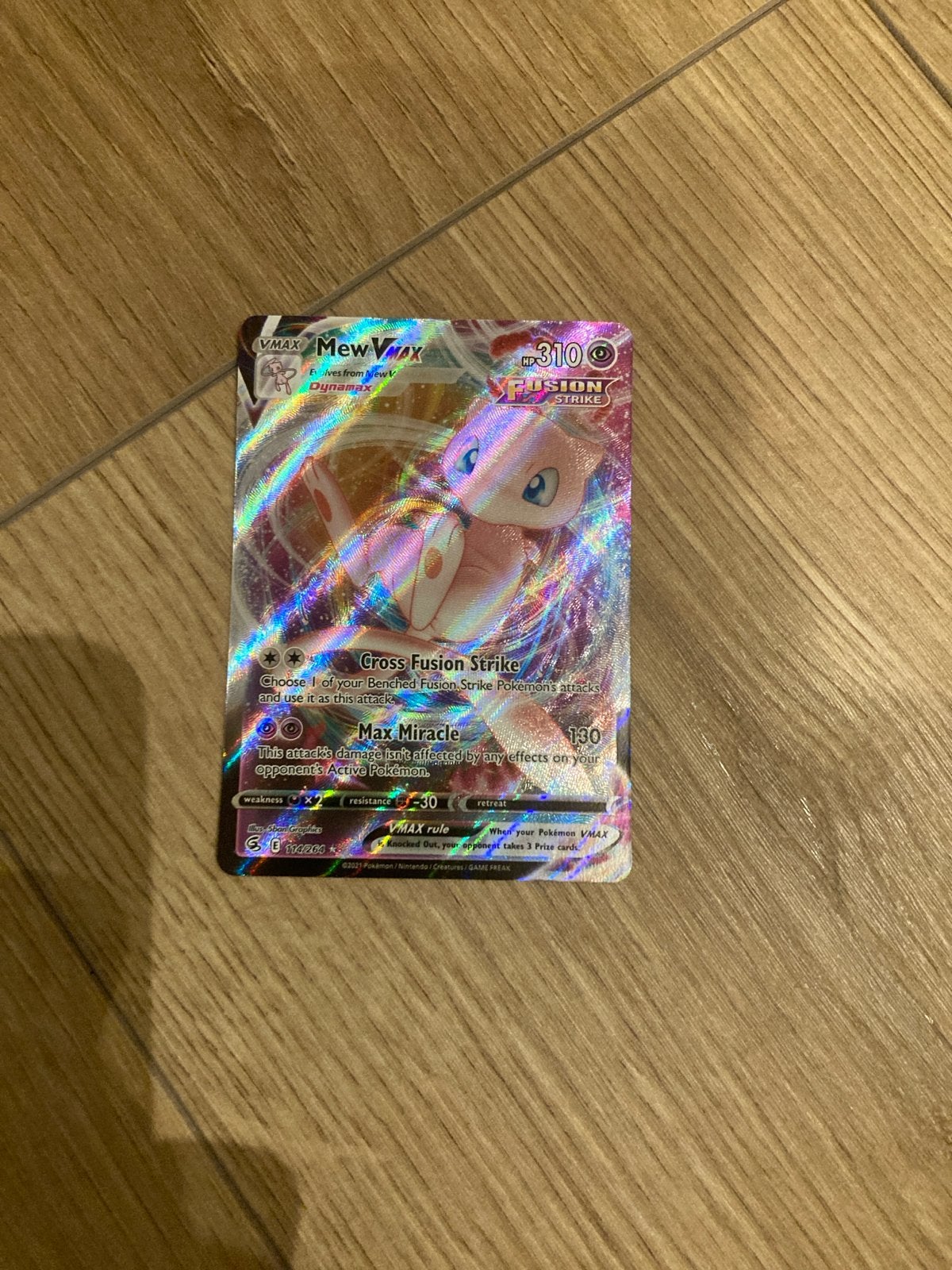 Mew VMAX Pokémonkaart - Fusion Strike (Full Art), Ophalen, Zo goed als nieuw, Losse kaart, Foil