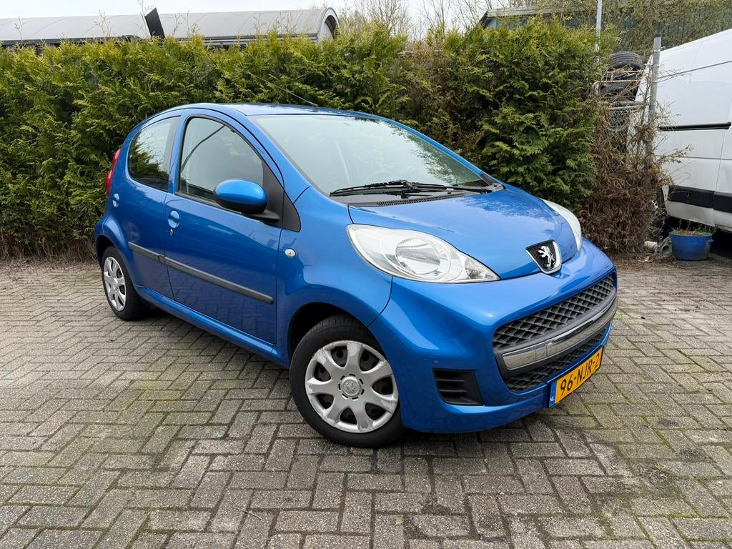 Peugeot 107 1.0 12V 5DR 2010 Blauw/AIRCO/ALLSEASON, Voorwielaandrijving, 68 pk, Origineel Nederlands, Handgeschakeld