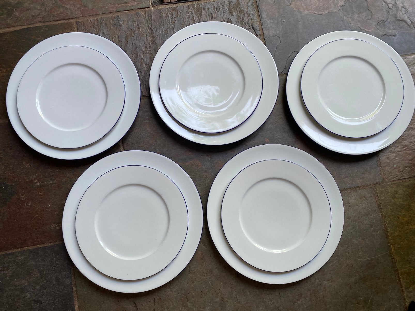 Borden met een blauw rand. 5 dinner borden 5 ontbijt borden, Ophalen, Zo goed als nieuw, Bord(en), Overige stijlen