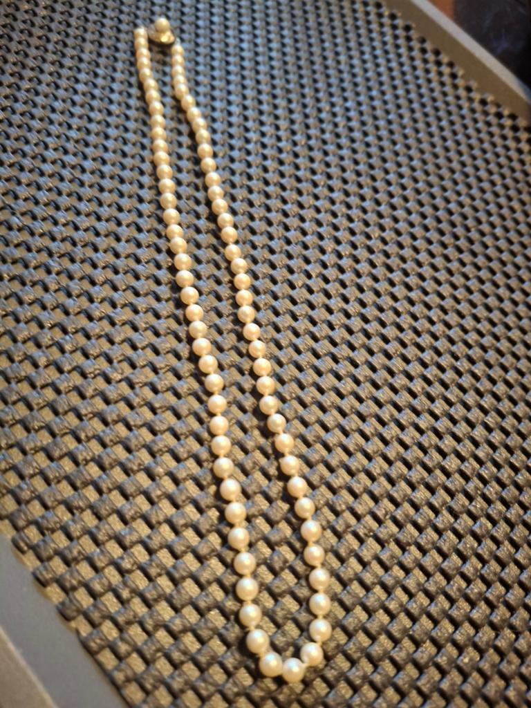 Halssnoer  parels met zilveren slot, Antiek en Kunst, Ophalen of Verzenden, Zilver