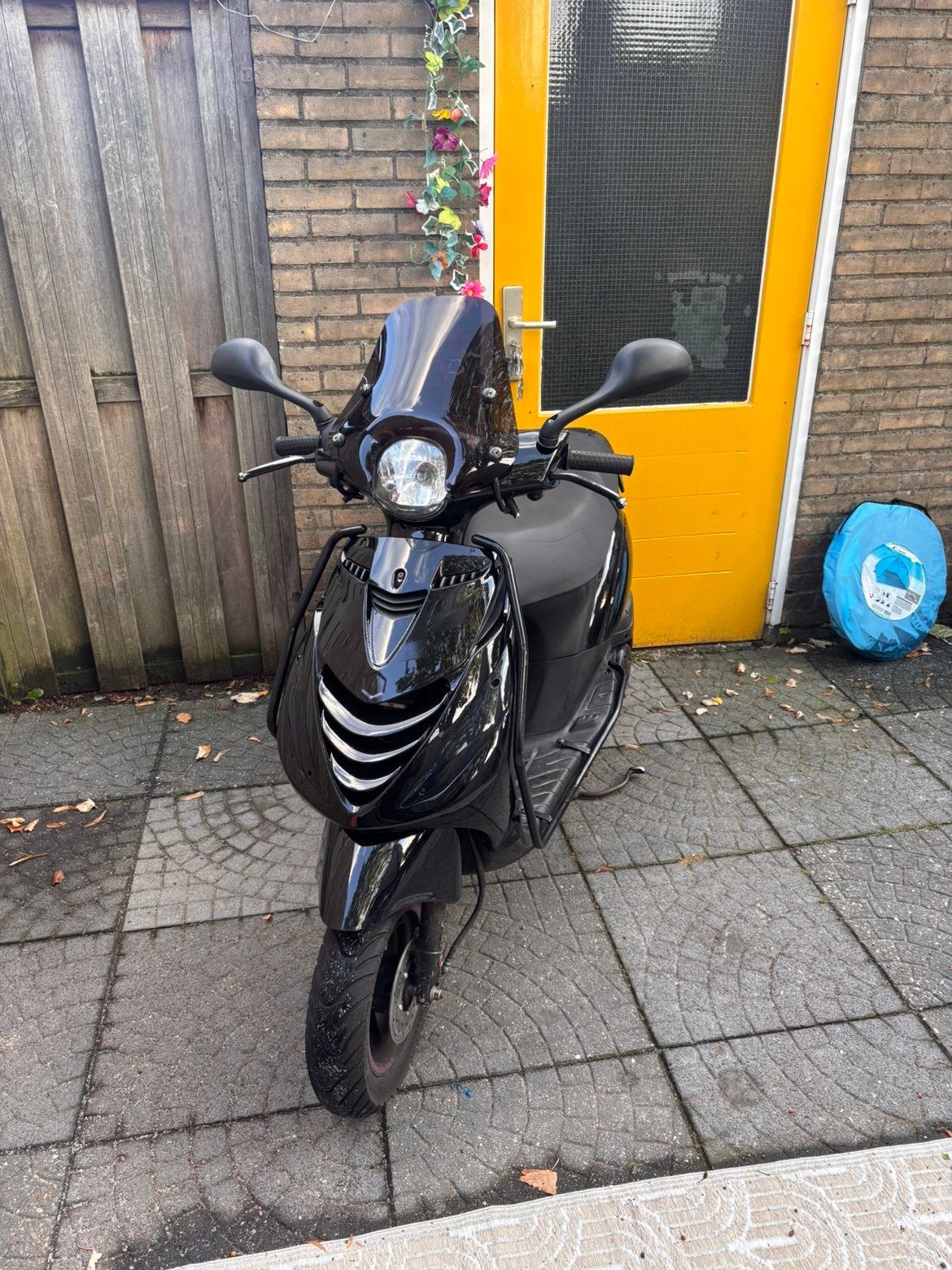 Piaggio zip iget snor 50cc, Fietsen en Brommers, Ophalen, Zip, Zo goed als nieuw, Benzine