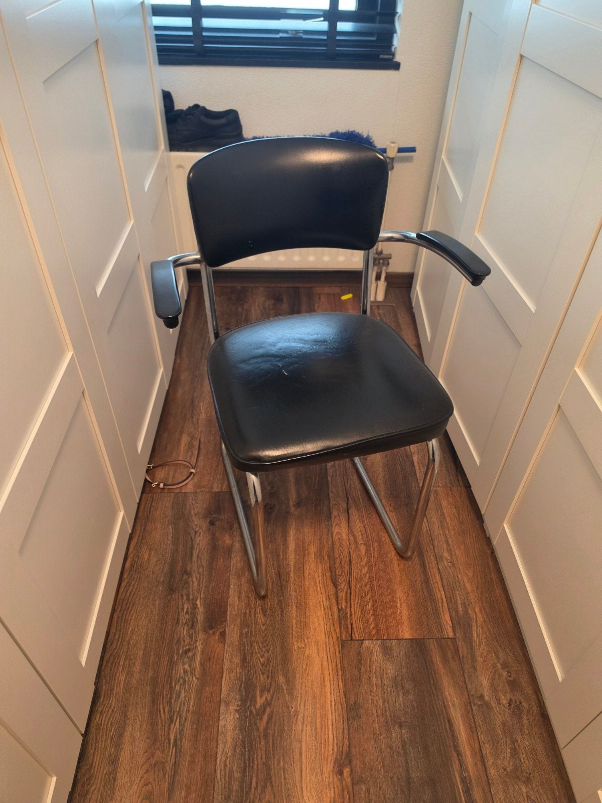 Gipsstoel zwart, Huis en Inrichting, Gebruikt, Zwart, Ophalen of Verzenden, Leer