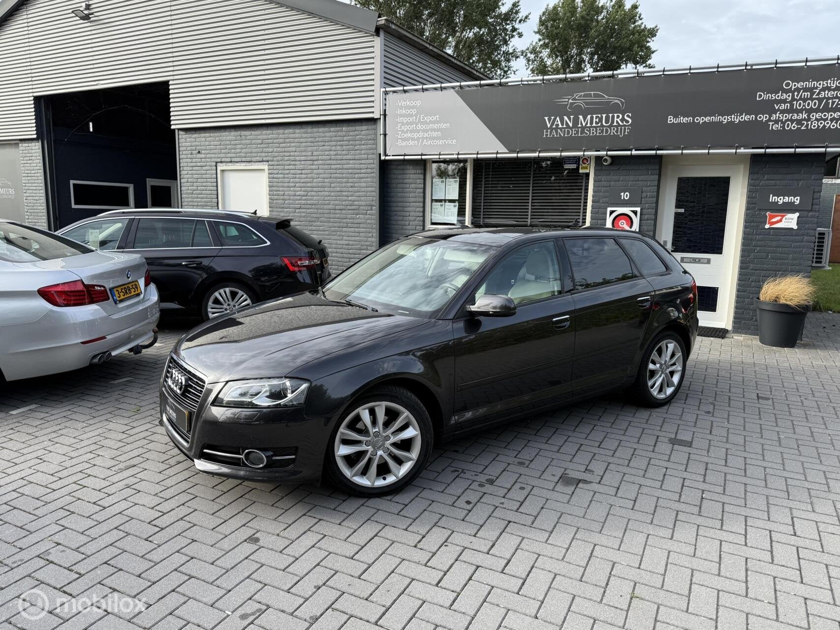 Audi A3 Sportback 1.2 TFSI S Edition Automaat, Xenon, leder,, Euro 5, Gebruikt, 4 cilinders, Xenon verlichting