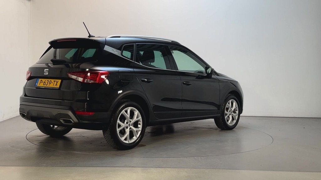 Seat Arona 1.0 TSI FR Business Intense LED Stoelverwarming C, Auto's, Seat, Gebruikt, 95 pk, Met garantie (alle), Bedrijf