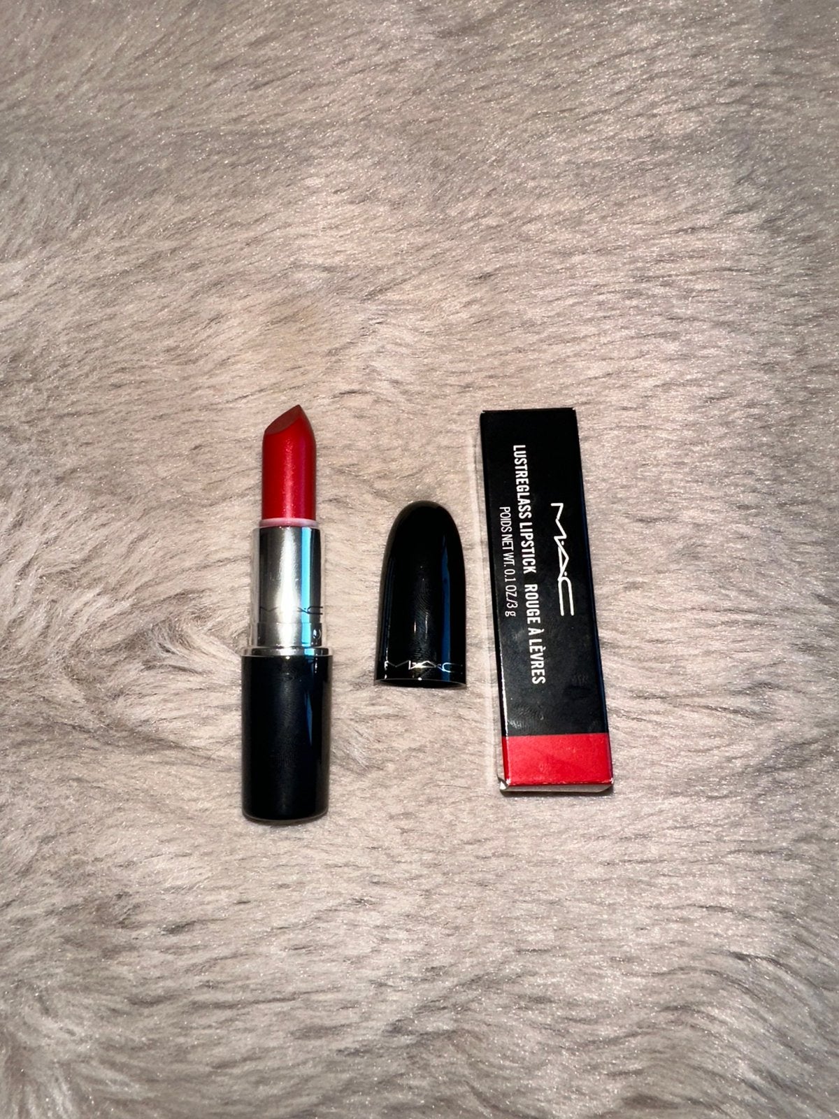 MAC lipstick kleur Lady Bug, Ophalen of Verzenden, Zo goed als nieuw, Lippen